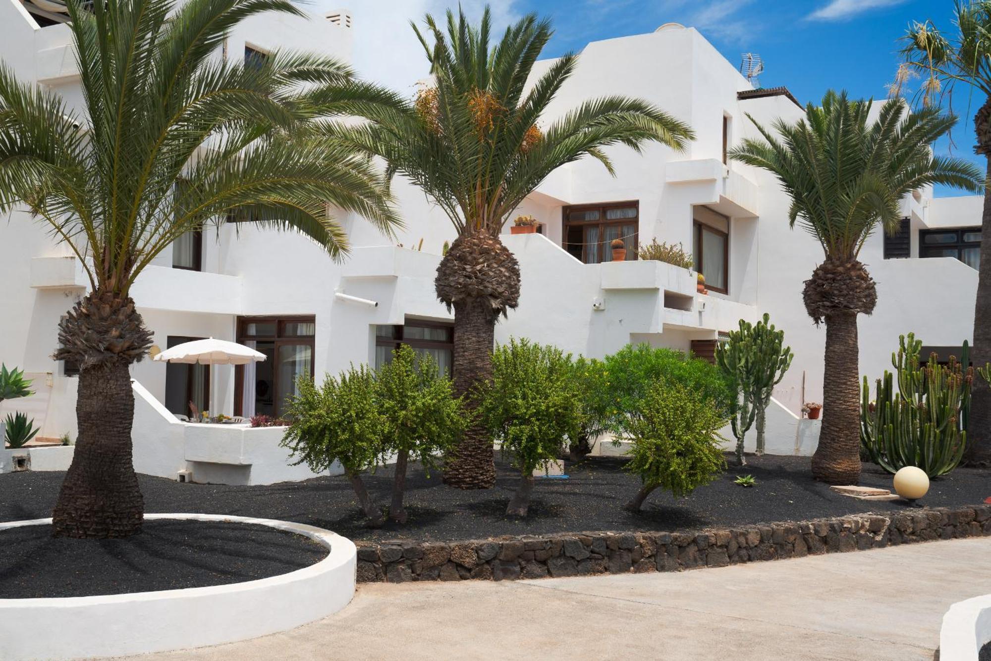Lanzarote Beach Apartments, Casa Bruna Costa Teguise Kültér fotó